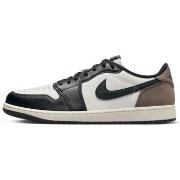 Kengät Nike  1 Retro Low OG Mocha  36