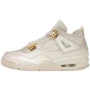 Kengät Nike  4 Retro Metallic Gold  38
