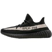 Kengät Yeezy  Boost 350 V2 Black White Oreo  41 1/3