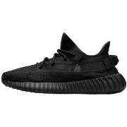 Kengät Yeezy  Boost 350 V2 Onyx  44