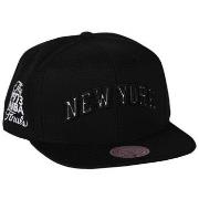 Lippalakit Mitchell And Ness  New York Knicks  Yksi Koko