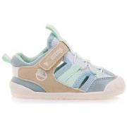 Tyttöjen sandaalit MTNG  Mustang 48908 Sandalia respetuosa FREE Blanco...