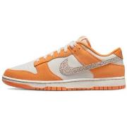 Kengät Nike  Dunk Low AS Safari Swoosh Kumquat  42