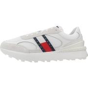 Kengät Tommy Jeans  TJM TECHNICAL RUNNER ESS  43