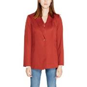 Bleiseri Vero Moda  VMTARA LS FITTED SLIT BLAZER BOO 10311421  FR 38