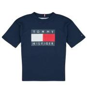 Lyhythihainen t-paita Tommy Hilfiger  HERITAGE PRINTED FLAG T-SHIRT  4...