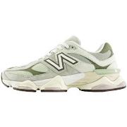Kengät New Balance  9060 Olivine  39 1/2