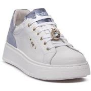 Kengät NeroGiardini  615270707  37