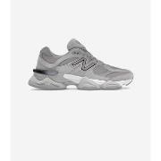 Kengät New Balance  9060 Silver Metallic Grey  45 1/2