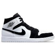 Kengät Nike  Jordan 1 Mid Diamond Shorts  45