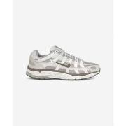 Kengät Nike  W P-6000  45