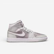 Kengät Nike  Jordan 1 Mid Photon Dust Atmosphere Grey (Women's)  38
