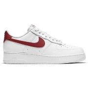 Kengät Nike  Air Force 1 07  46