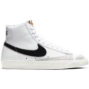 Kengät Nike  W Blazer Mid 77  36