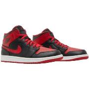 Tennarit Nike  Jordan 1 Mid  45