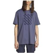 Lyhythihainen t-paita adidas  T-shirt  Juventus bleu  EU M