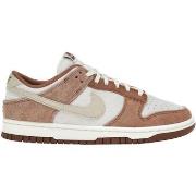 Tennarit Nike  Dunk Low  38