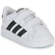Lastenkengät adidas  GRAND COURT 3.0 CF I  19