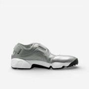 Kengät Nike  Air Rift Leather Wmns "Metallic Silver"  38