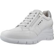 Tennarit NeroGiardini  E615221D  36