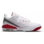 Kengät Nike  Jordan Max Aura 5  44