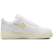 Kengät Nike  Air Force 1 '07 LX  39