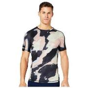 Lyhythihainen t-paita Superdry  T-shirt  Run fitness  EU M