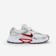 Kengät Nike  V5 RNR White Picante Red Vast Grey Black (Women's)  44