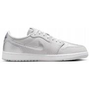 Kengät Nike  Air 1 Retro Low  41