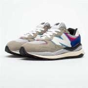 Kengät New Balance  5740  40