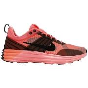 Kengät Nike  Lunar Roam Premium  41