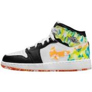 Kengät Nike  1 Mid SE Slim Vortex  40