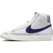 Kengät Nike  Blazer Mid  44 1/2
