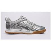 Kengät Nike  II7084001  38