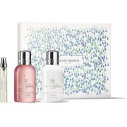 Molton Brown Delicious Rhubarb & Rose Travel Gift Set 207,5 ml