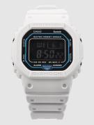 G-SHOCK DW-B5600SF-7ER Rannekello valkoinen