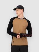 Mons Royale Temple Merino Aluskerrastopaita musta