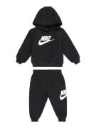 Nike Sportswear Juoksupuku 'CLUB FLEECE'  musta / valkoinen