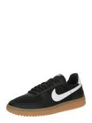 Nike Sportswear Matalavartiset tennarit 'FIELD GENERAL'  musta / valko...