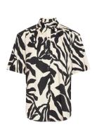 Rel Palm Print Ss Shirt Black GANT