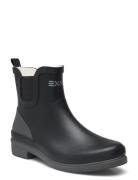 Low Color Boot W Black Exani