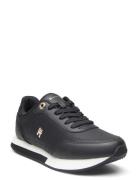 Elevated Essent Runner Monogram Black Tommy Hilfiger