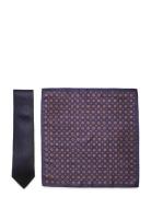 Tie & Pocket Square Navy Amanda Christensen