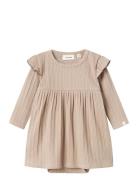 Nbfnara Ls Body Dress Lil Beige Lil'Atelier