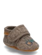 Wool Slippers W. Embroidery Brown En Fant