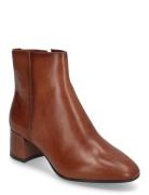 Women Boots Brown Tamaris