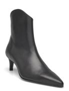 Izzie Kitten Heel Ankle Boots Black Malina