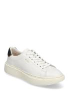 Amber_Runn_Fl1 White BOSS