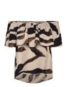 Cmnatuli-Blouse Is An Off-Shoulder Blouse In A Light Material Of 100% ...