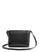 Saigembg Crossbody Bag, Grain Black Markberg